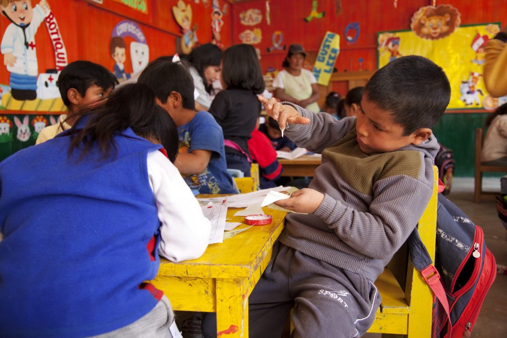 Santa Filomena's primary school has been the beneficiary of Fairtrade Gold premiums. District of Sancos, province of Lucanas, department of Ayacucho, Peru. Photo: Eduardo Martino